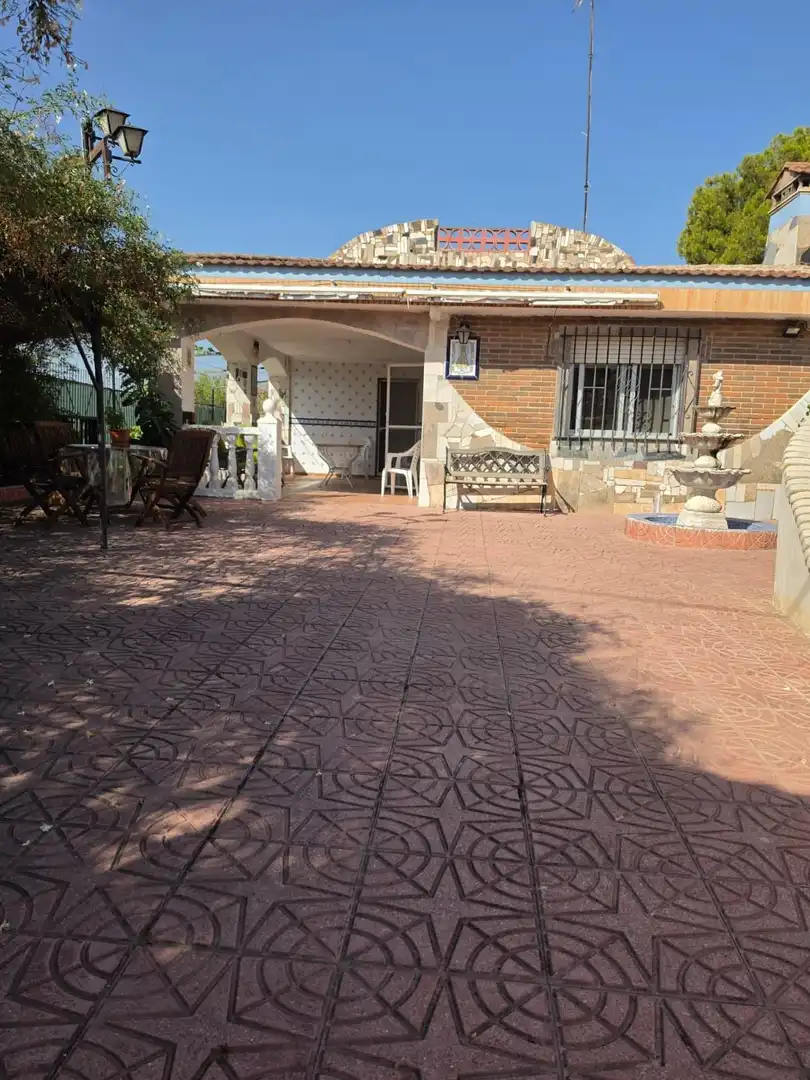 Terrassa de Casa o xalet en venda en Llíria amb Aire condicionat, Jardí privat i Terrassa