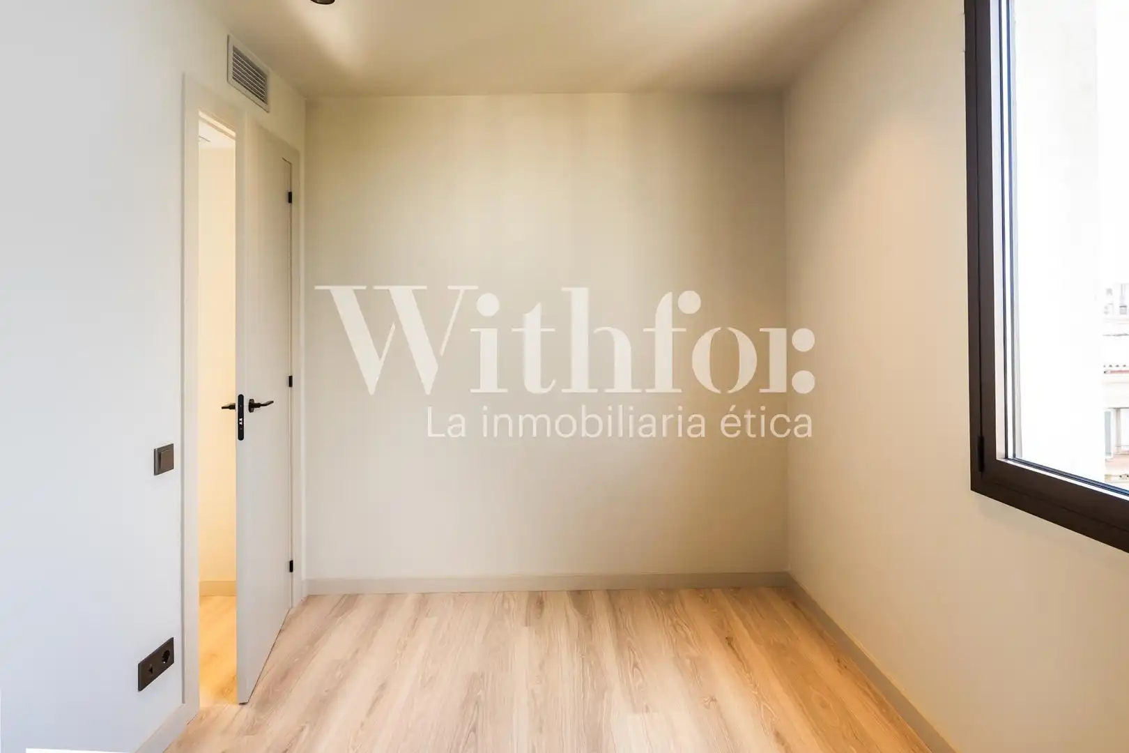 Habitación de Ático en venta en Barcelona con Calefacción, Terraza y Balcón