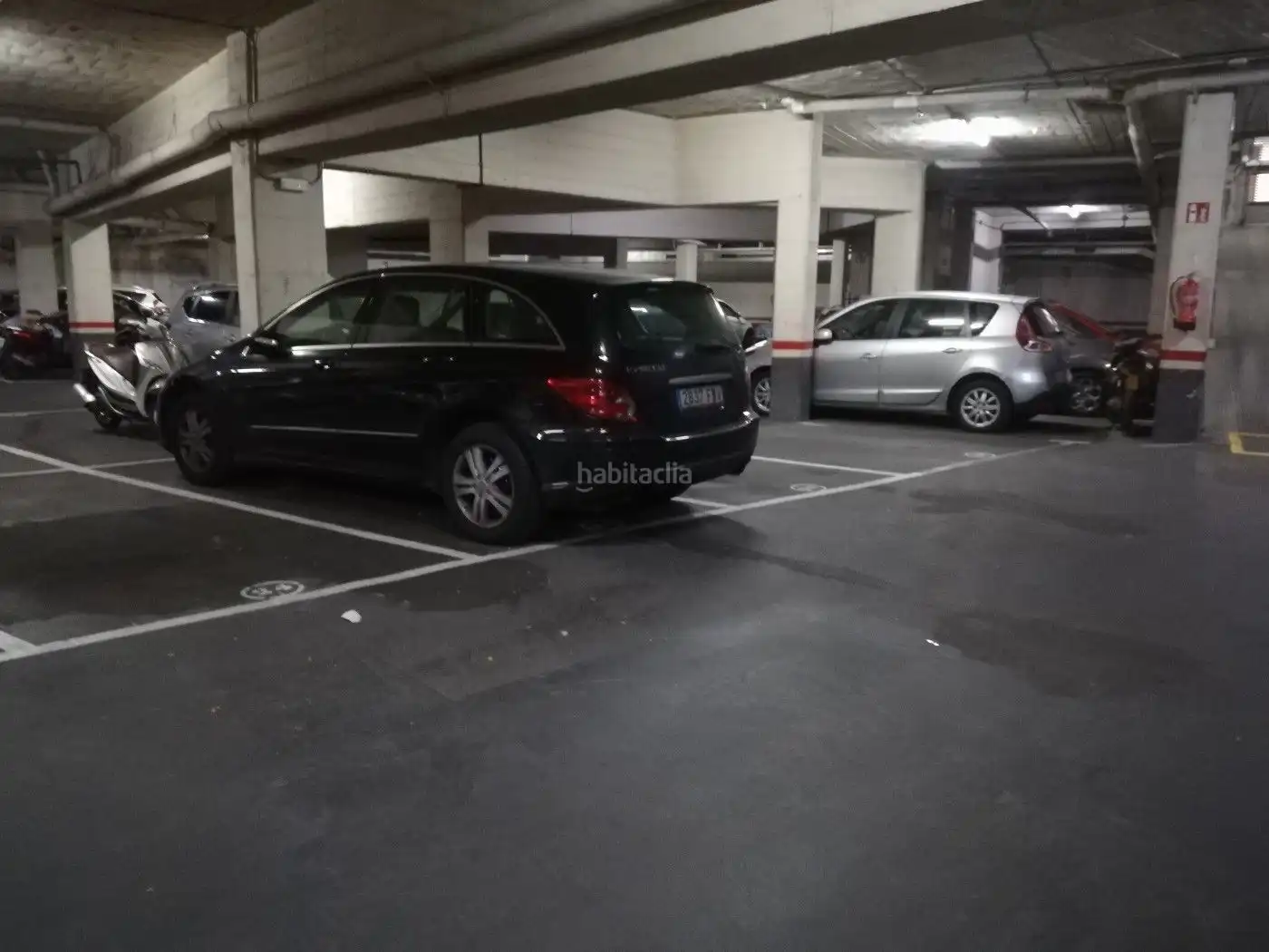 Einzelparkplatz zur Miete in Carrer de la Torre 5, imagen 3