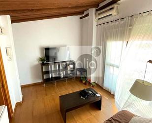 Living room of Flat to rent in  Sevilla Capital  with Air Conditioner and Terrace