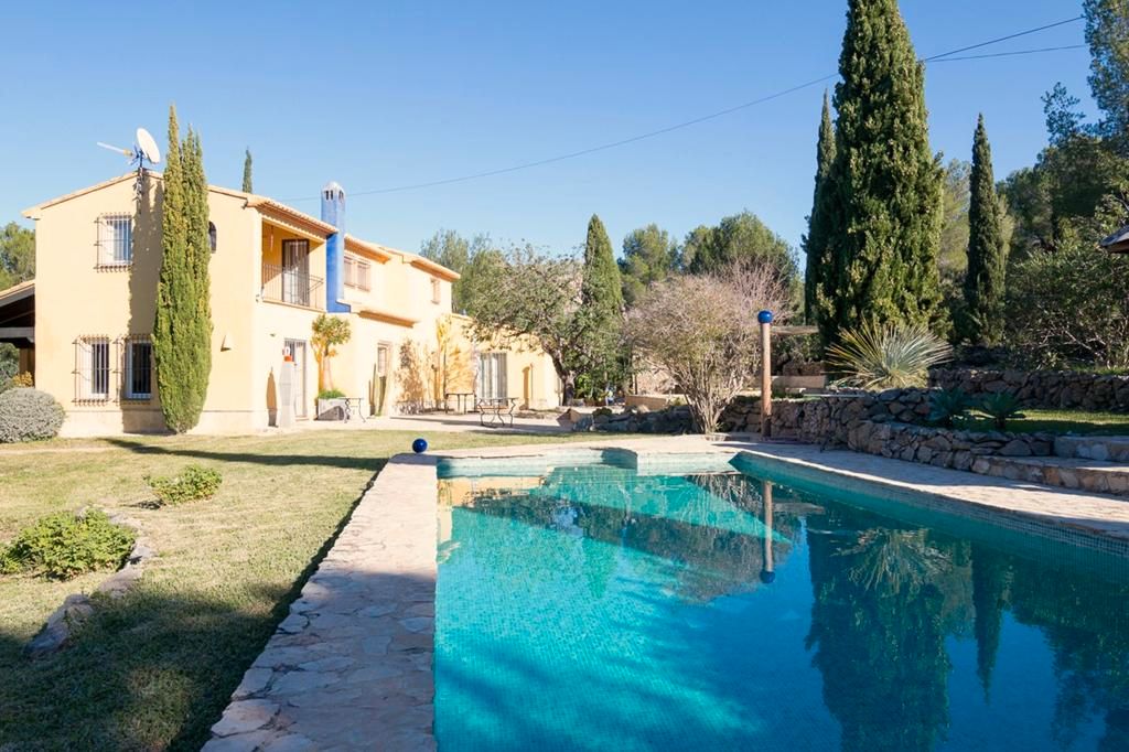 Swimming pool of House or chalet for sale in Dénia  with Air Conditioner, Heating and Private garden