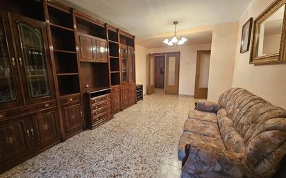 Living room of Flat for sale in Utiel  with Heating and Balcony