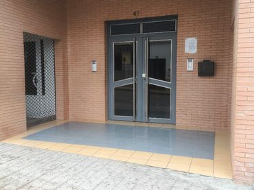 Local comercial en venda a Calle Reina Sofía 47