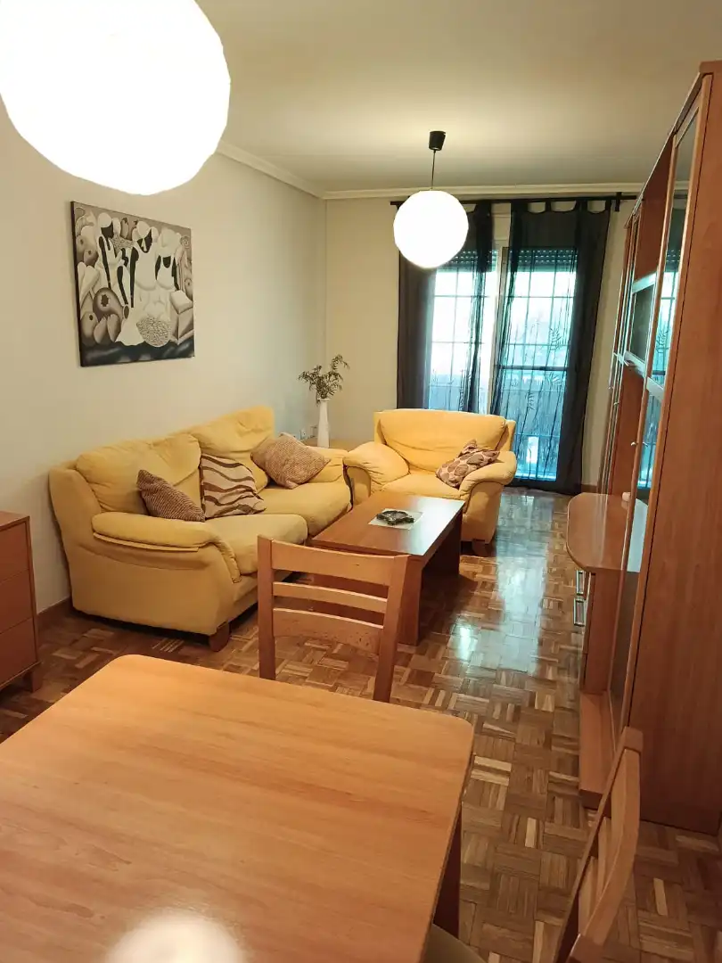 Wohnzimmer von Wohnung zur Miete in Arroyomolinos (Madrid) mit Heizung, Parkett und Abstellraum