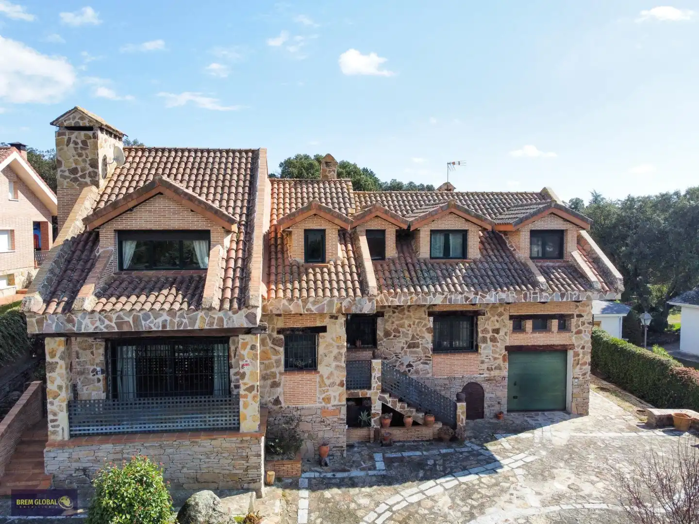 Exterior view of Houses for sale in Navalafuente  with Heating, Private garden and Storage room