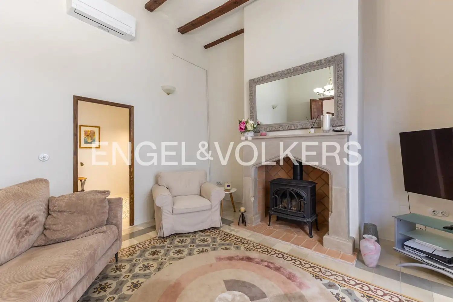 Sala d'estar de Casa adosada en venda en Xàtiva amb Calefacció, Terrassa i Piscina
