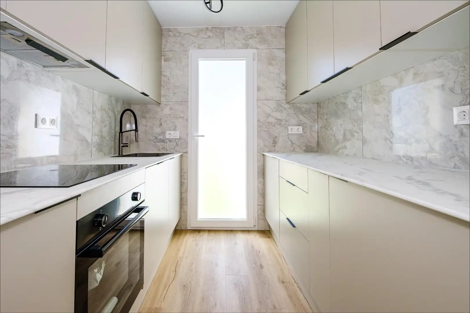 Cocina de Casa adosada en venta en Orihuela con Aire acondicionado, Terraza y Trastero