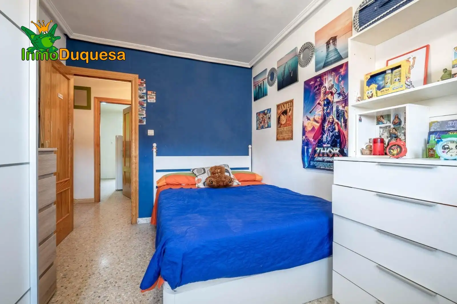 Bedroom of Flat for sale in Granada  with Air Conditioner, Heating and Terrace