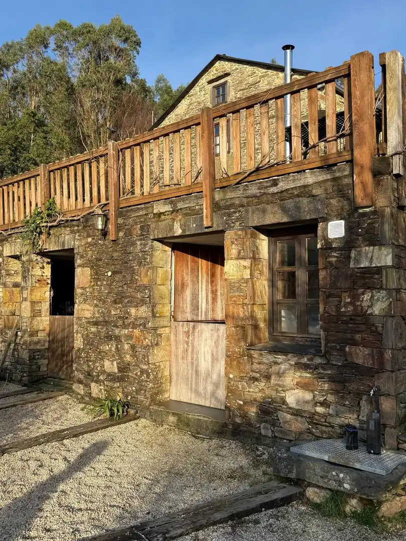 Vista exterior de Finca rústica en venta en Monfero con Calefacción, Jardín privado y Amueblado