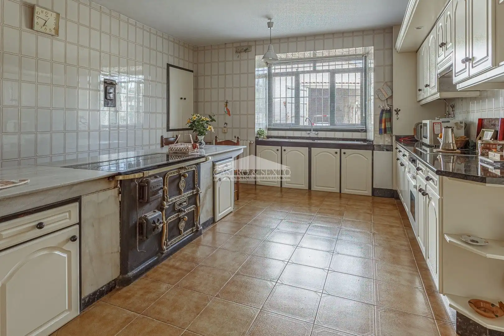 Casa rústica amb jardí en venda a Melide, imagen 19