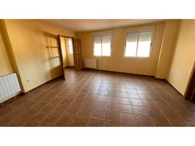 Piso en Venta en Enguídanos