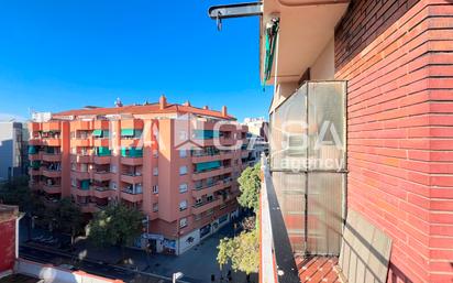 Vista exterior de Pis en venda en  Barcelona Capital amb Balcó