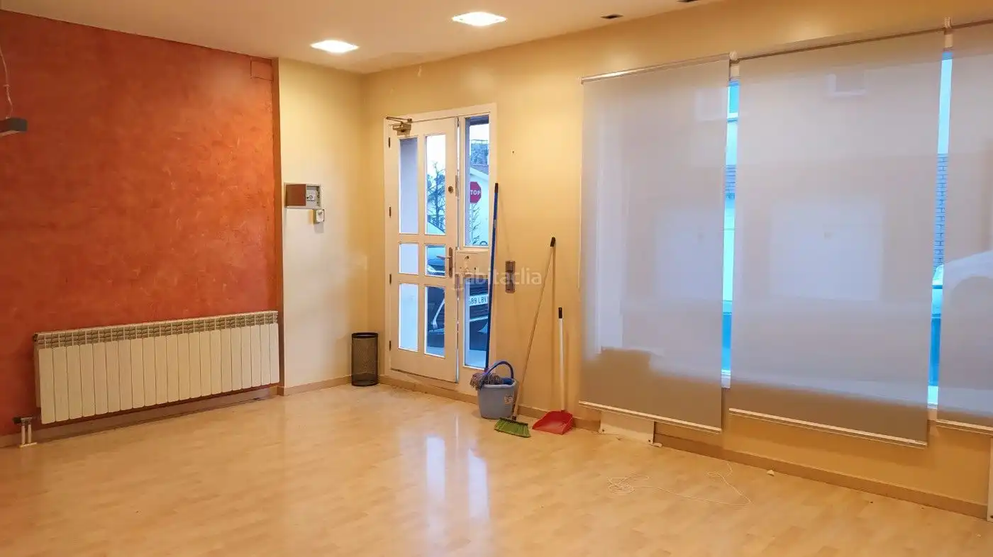 Local comercial en alquiler en Carrer Sant Marc 10