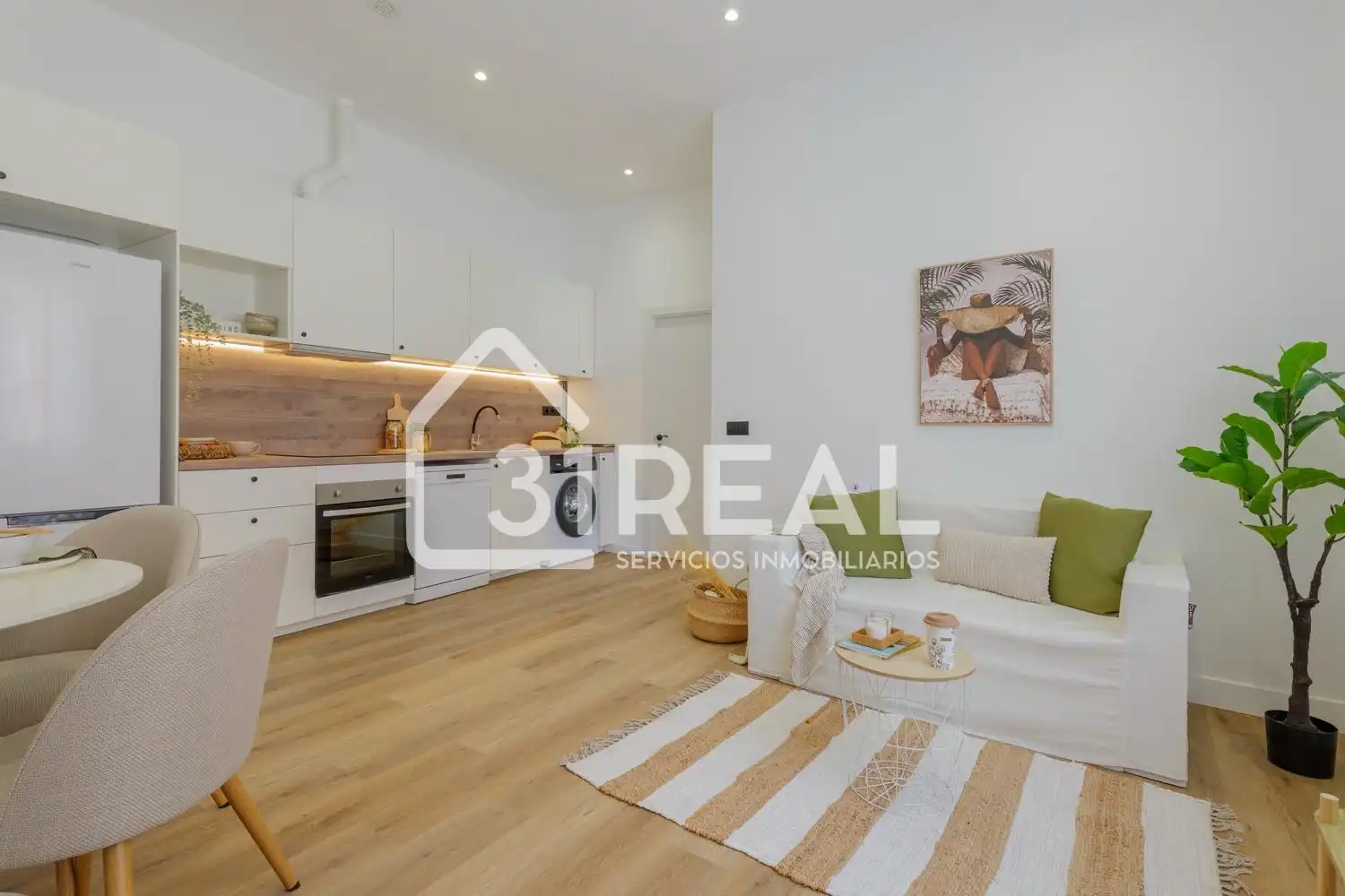 Living room of Flat for sale in Madrid  with Heating and Furnished