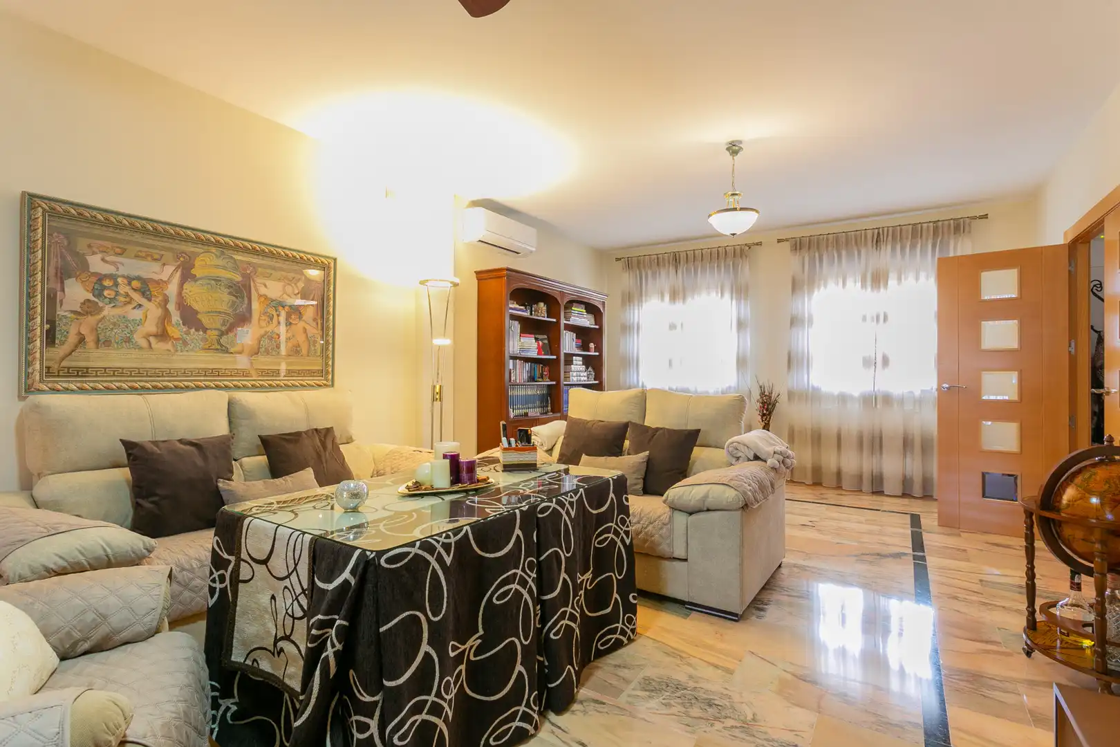 Sala de estar de Casa o chalet en venta en Albolote con Aire acondicionado, Calefacción y Terraza