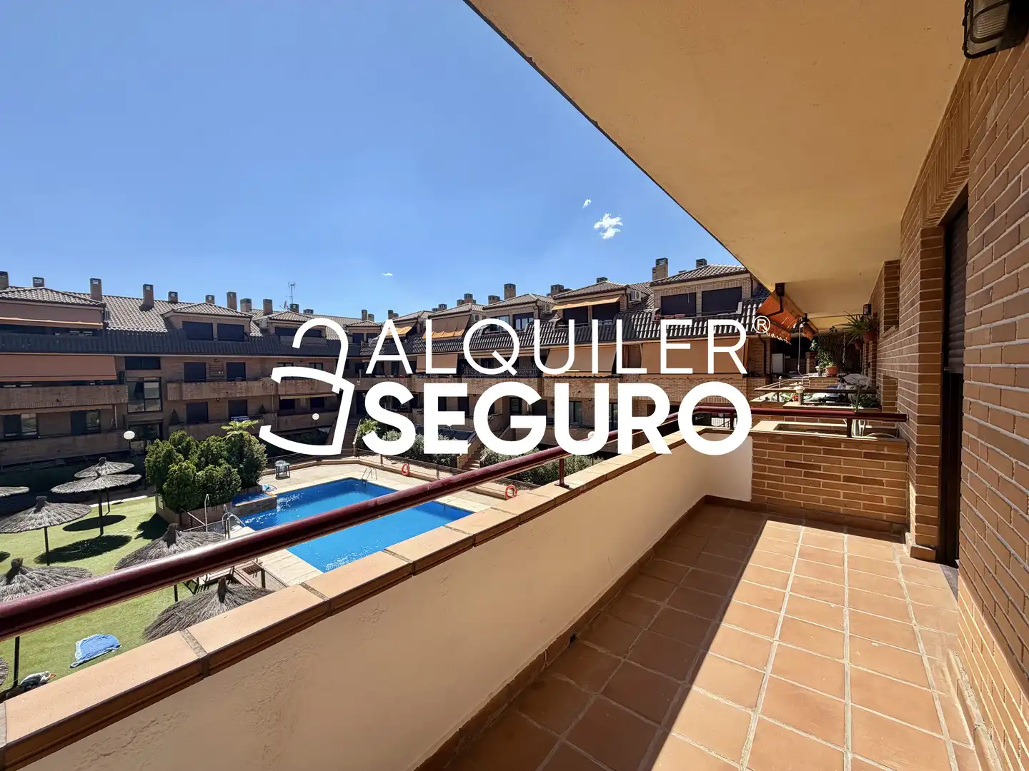 Piso con piscina en alquiler en Murillo, imagen 6