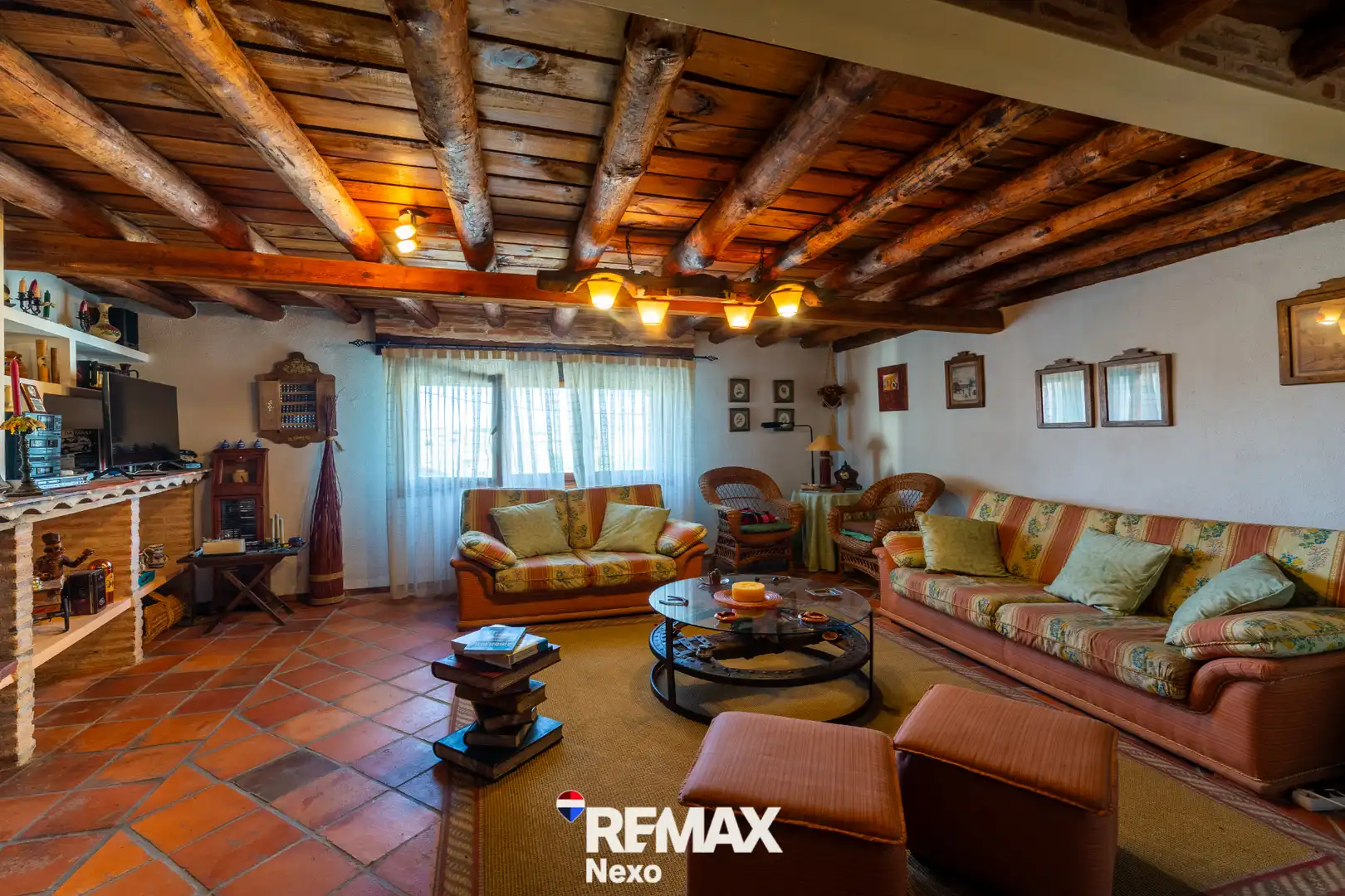 Sala de estar de Casa adosada en venta en Torreiglesias con Aire acondicionado, Calefacción y Amueblado