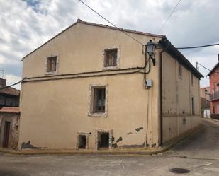 Exterior view of Single-family semi-detached for sale in Camañas