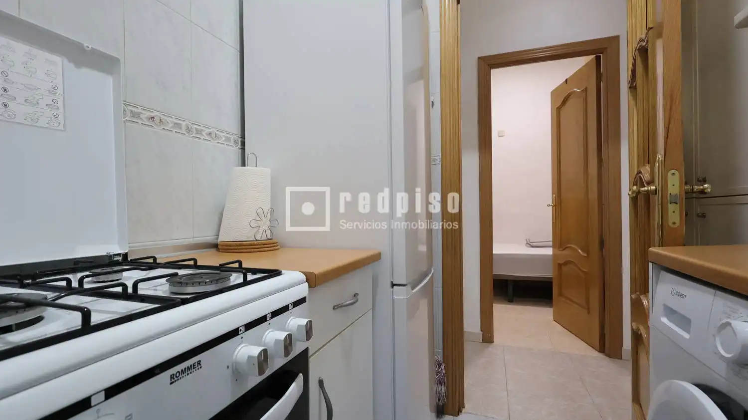 Cocina de Piso de alquiler en Madrid con Calefacción y Amueblado