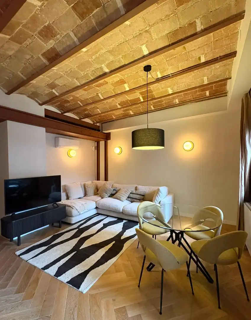 Flat with terrace for sale in Ciutat Vella, imagen 2