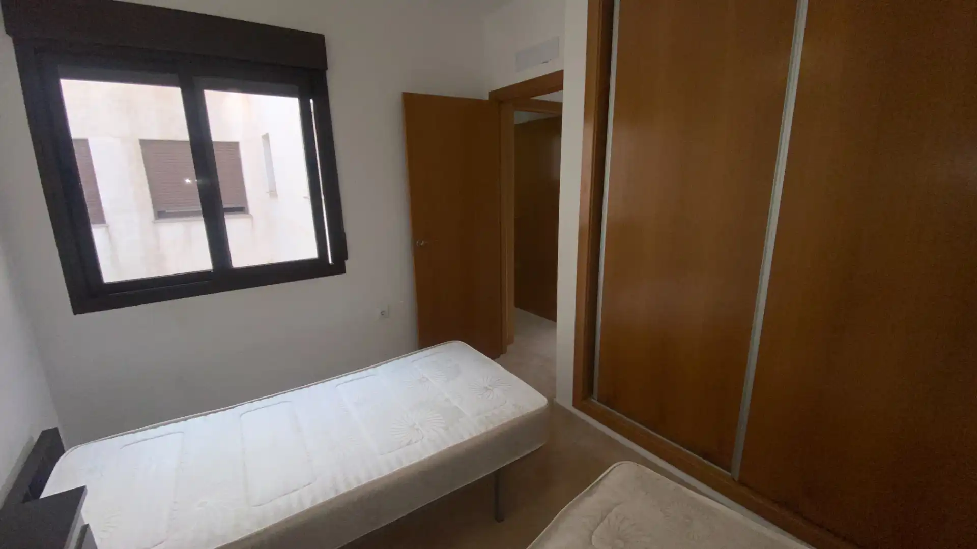 Habitación de Dúplex de alquiler en Pilar de la Horadada con Terraza, Horno y Balcón