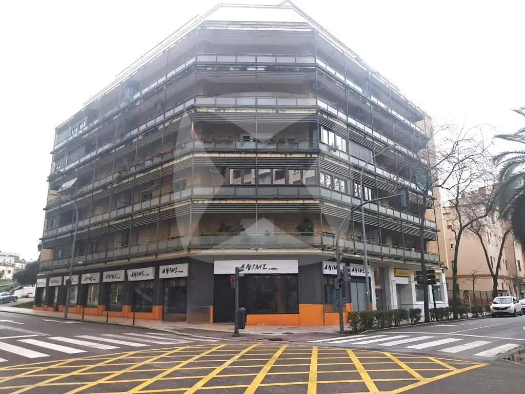 Gewerbefläche zur Miete in Avenida de Cristobal Colón