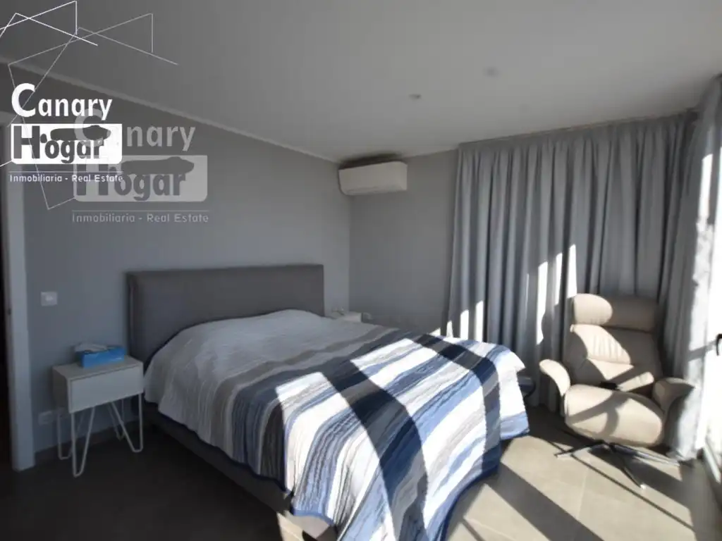 Schlafzimmer von Dachboden zum Verkauf in San Miguel de Abona mit Klimaanlage, Heizung und Gemeinschaftspool