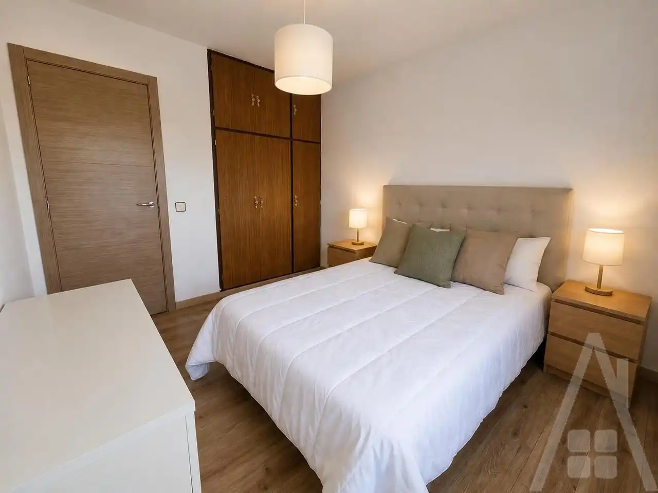 Dormitori de Casa o xalet en venda en Mieza amb Calefacció, Jardí privat i Terrassa