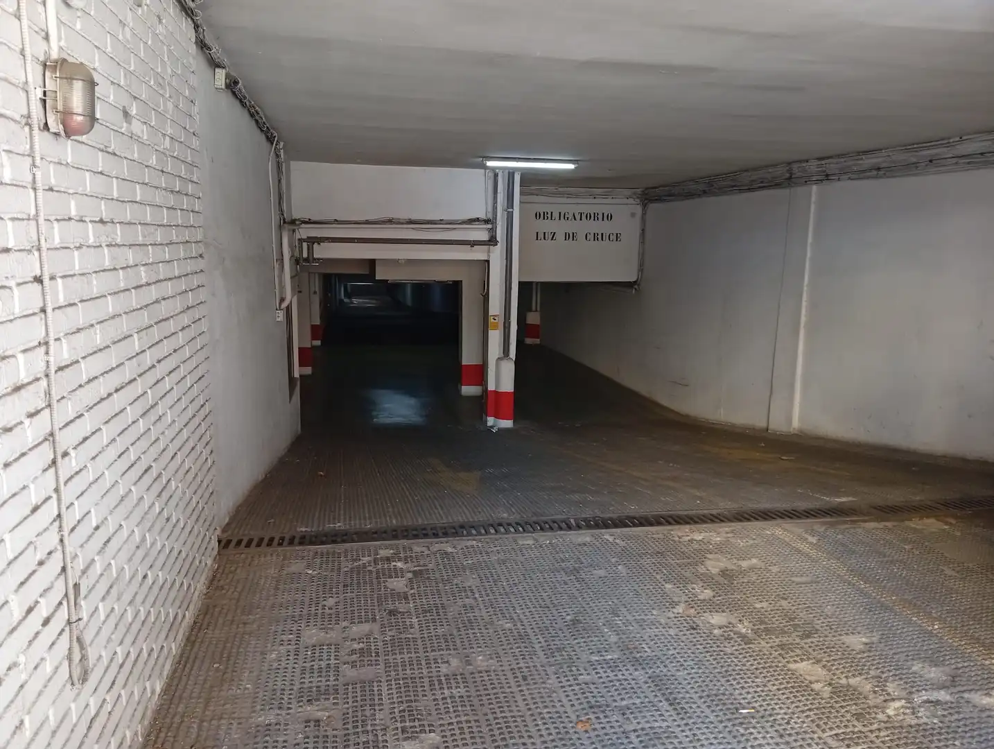 Garaje de alquiler en Paseo de las Delicias, Delicias