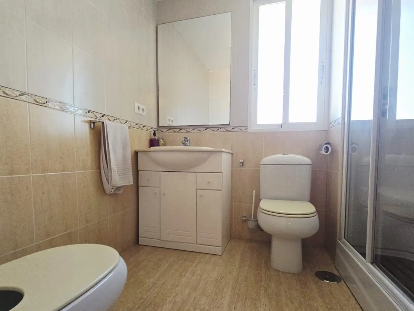 Badezimmer von Dachboden zur Miete in San Gabriel - Palmeral - Urbanova