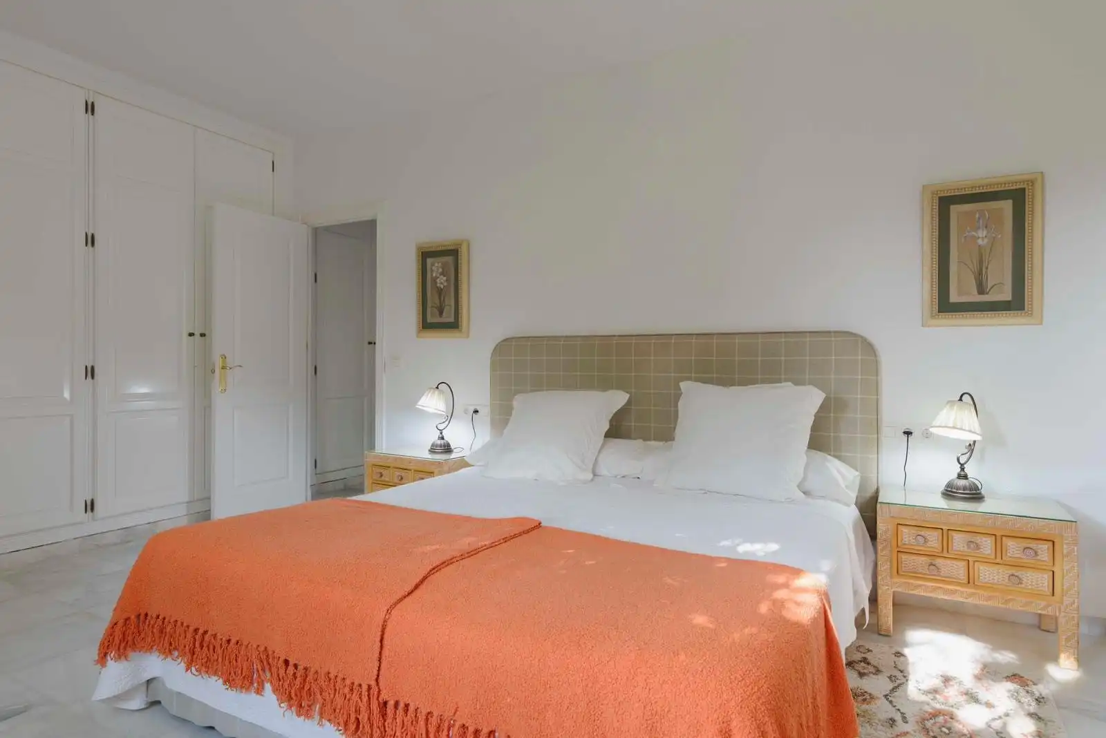 Dormitori de Casa o xalet de lloguer en Marbella amb Jardí privat, Terrassa i Piscina