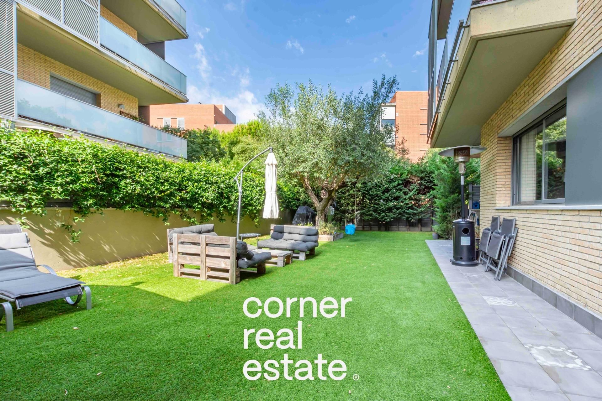 Garden of Planta baja for sale in Sant Cugat del Vallès  with Air Conditioner, Heating and Private garden