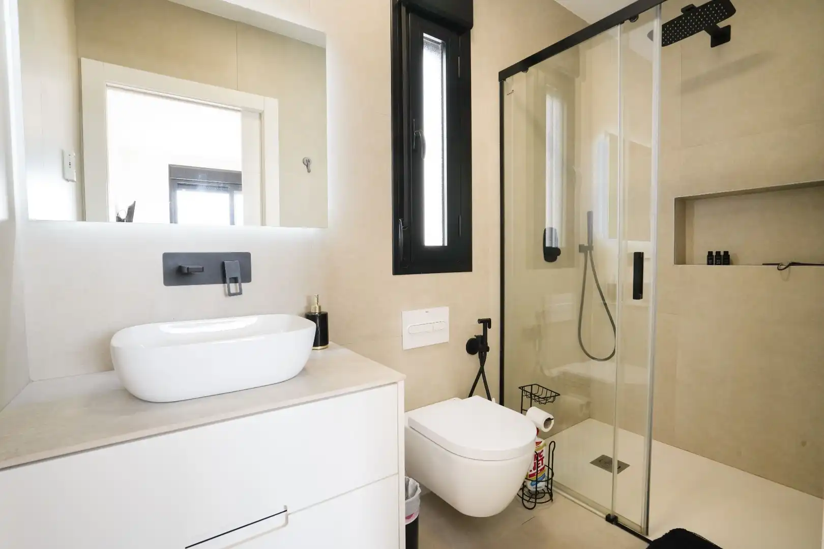 Baño de Casa o chalet en venta en San Pedro del Pinatar con Aire acondicionado, Terraza y Trastero