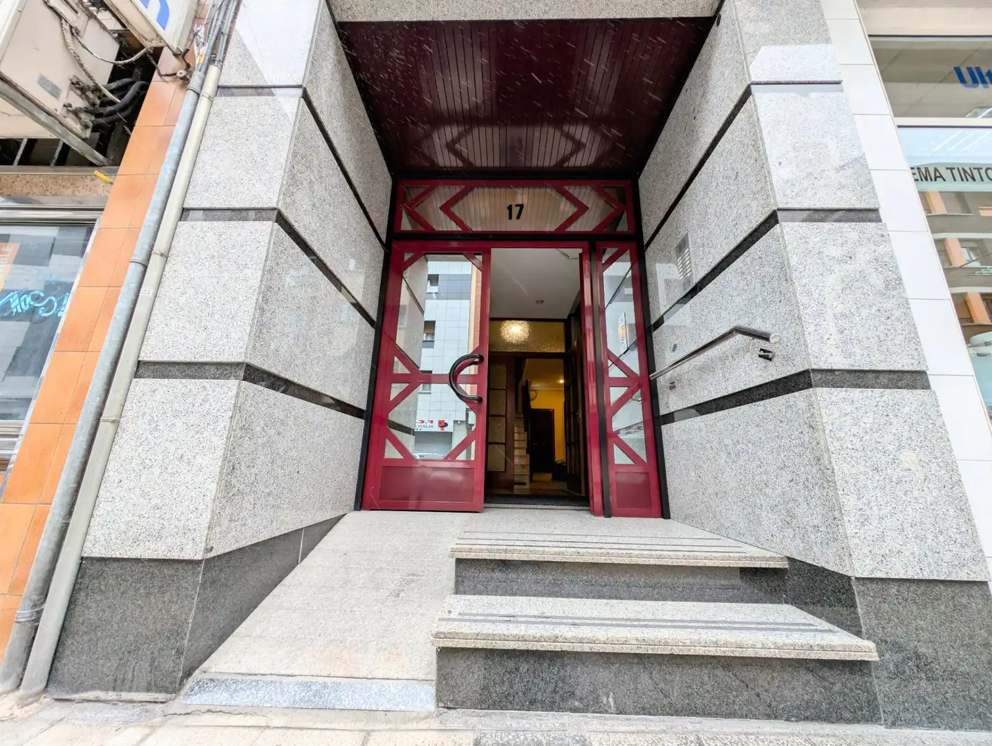 Piso en venta en Mieres (Asturias) con Calefacción, Amueblado y Balcón