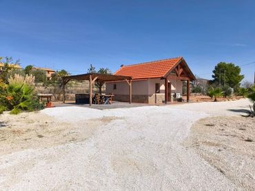 Maison à vendre à El Pinós / Pinoso