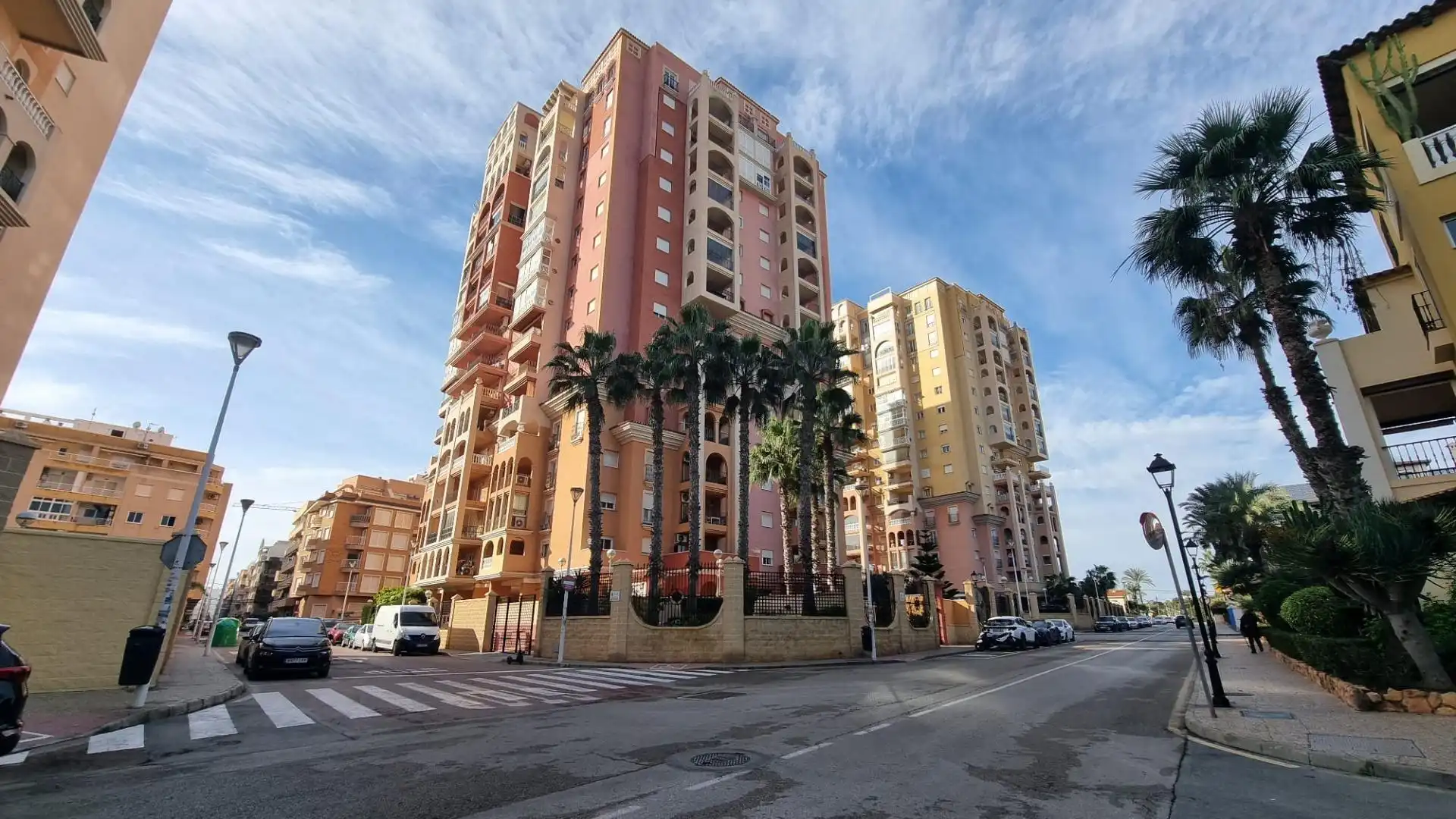 Vista exterior de Apartamento en venta en Torrevieja con Jardín privado, Terraza y Balcón