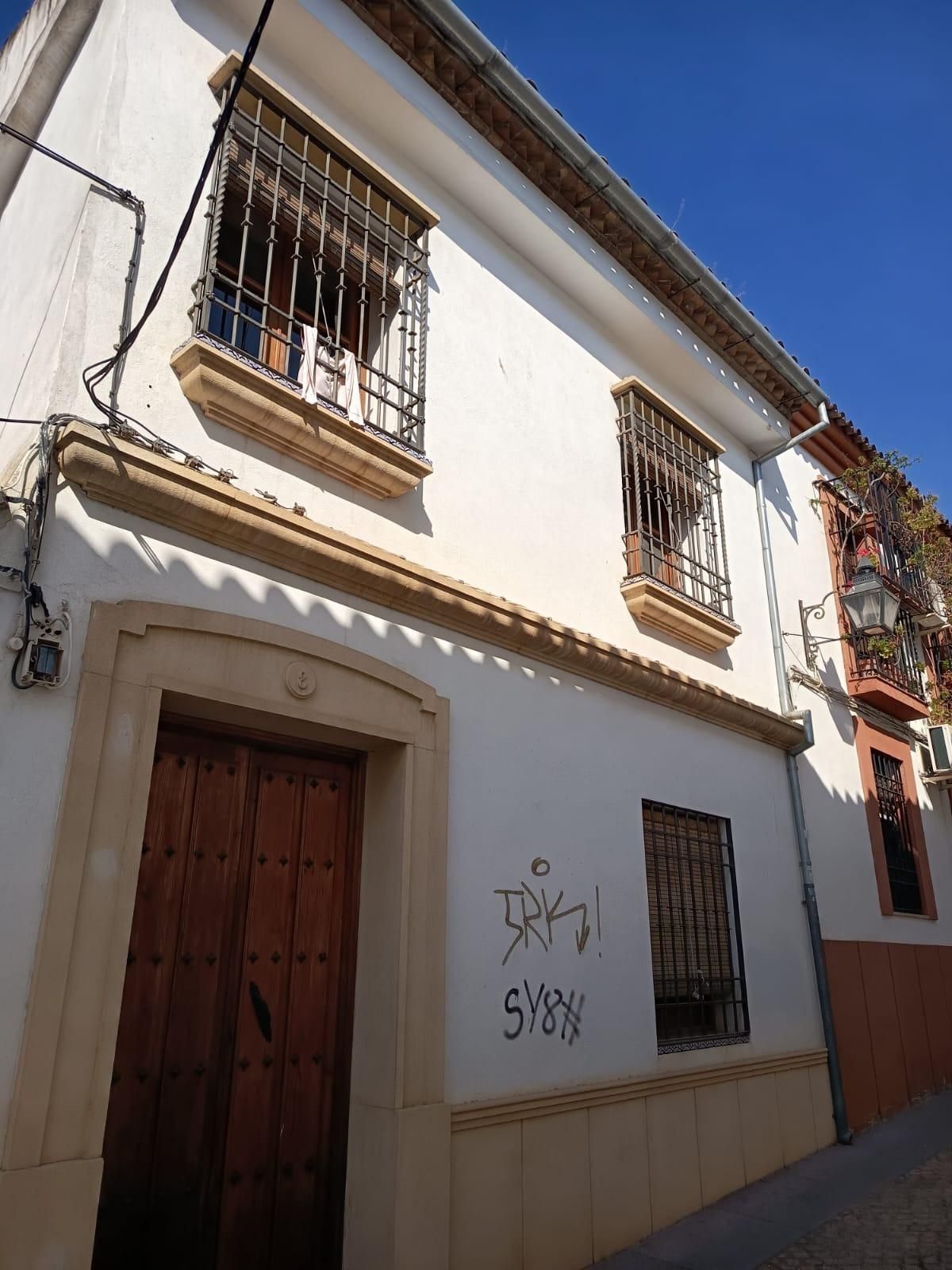 Exterior view of House or chalet for sale in  Córdoba Capital  with Air Conditioner, Terrace and Storage room