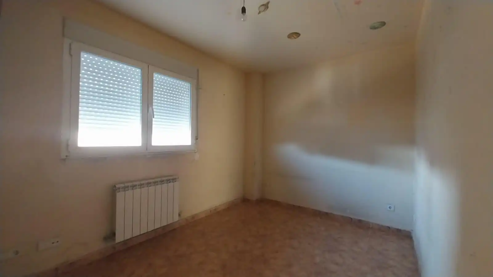 Casa adosada en venda en Tudela de Duero amb Calefacció i Terrassa