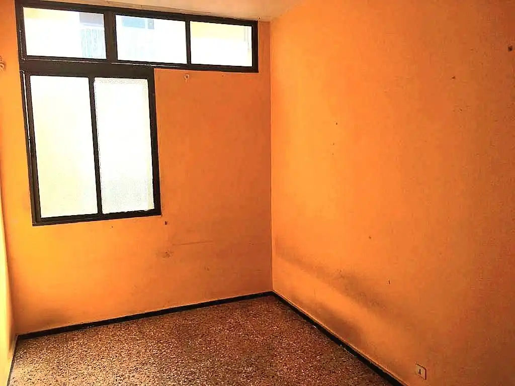 Habitación de Piso en venta en Las Palmas de Gran Canaria con Trastero y Balcón