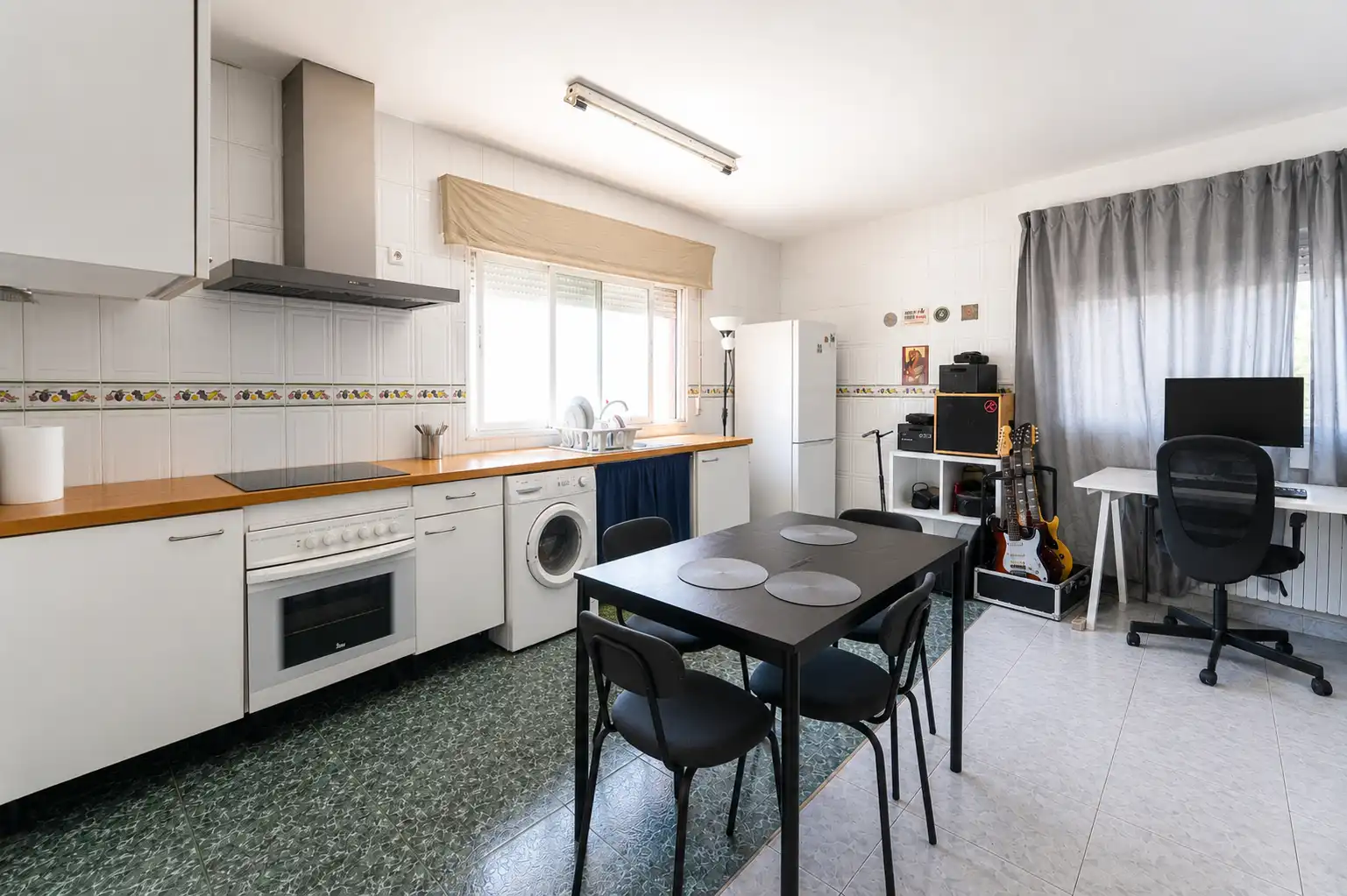 Cuina de Casa o xalet en venda en Collado Villalba amb Calefacció, Jardí privat i Terrassa