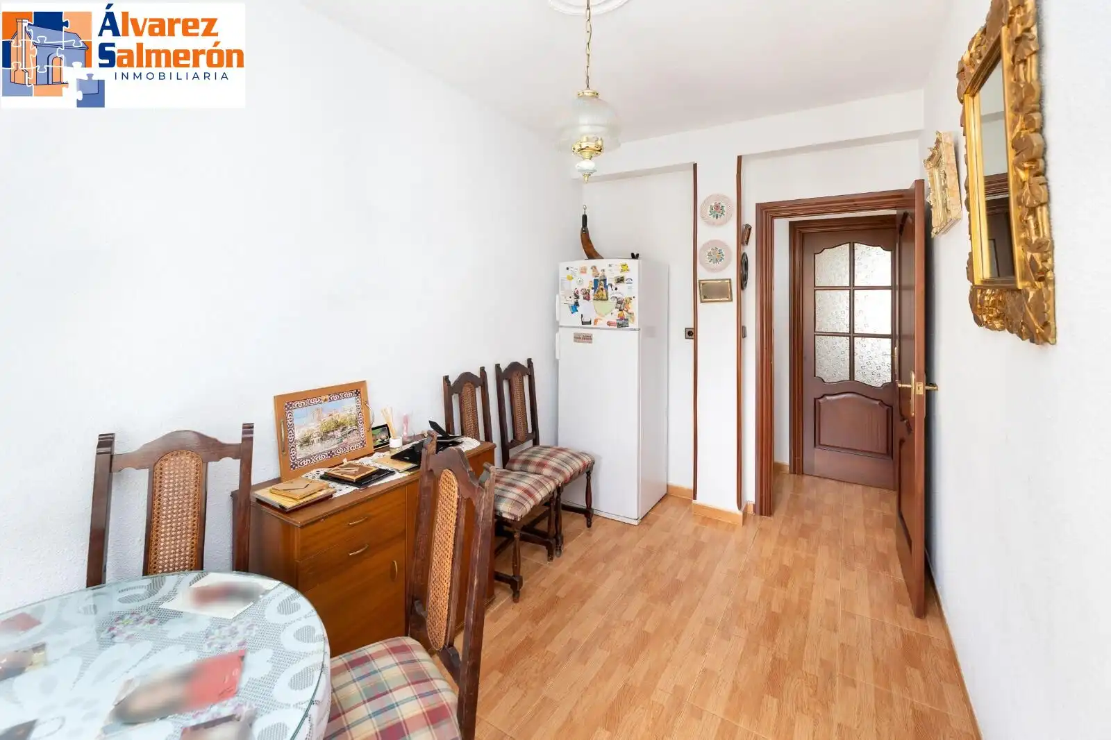 Wohnung zum Verkauf in Granada mit Möbliert und Balkon