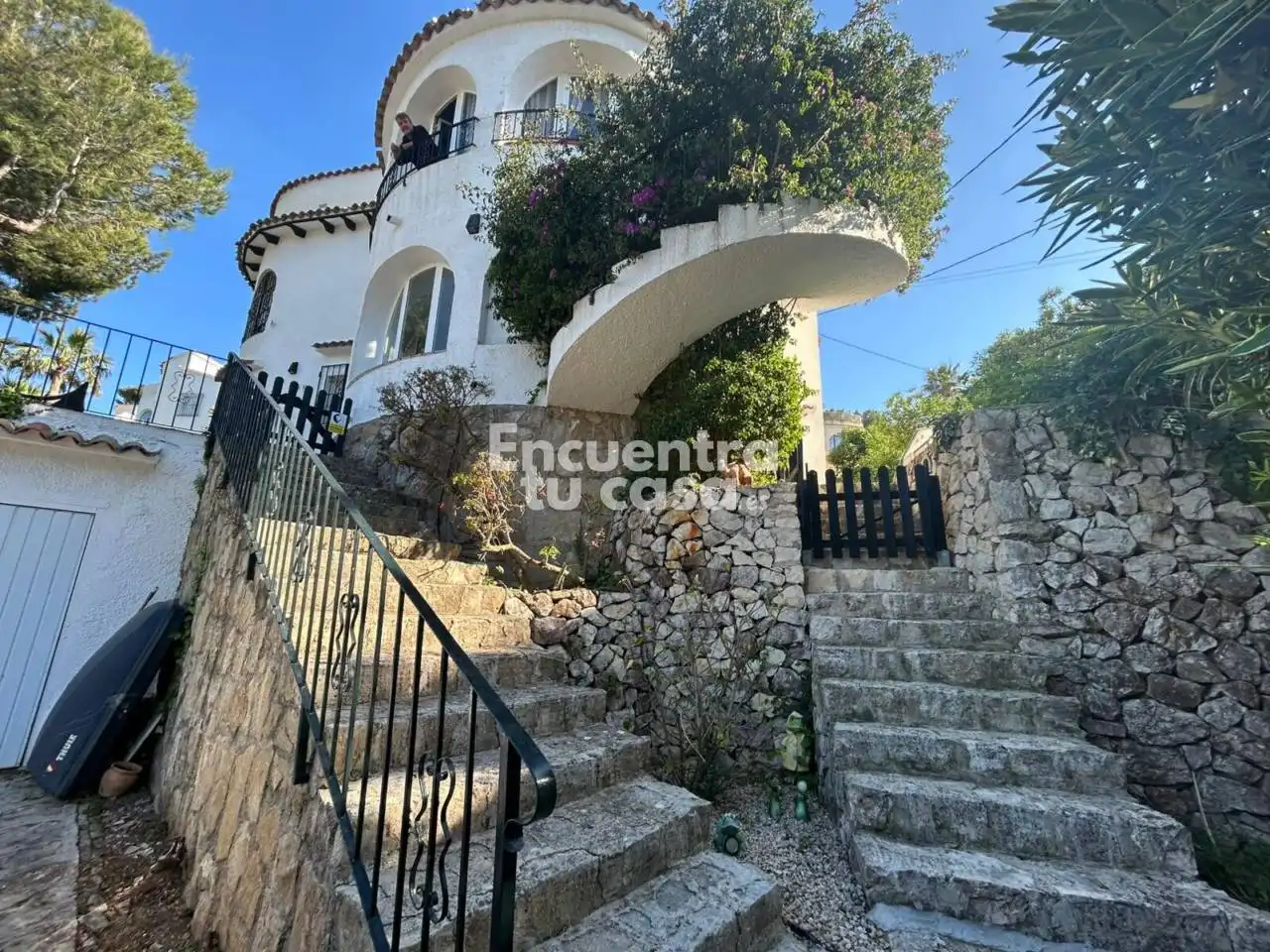 Vista exterior de Casa o xalet en venda en Benissa amb Calefacció, Jardí privat i Terrassa