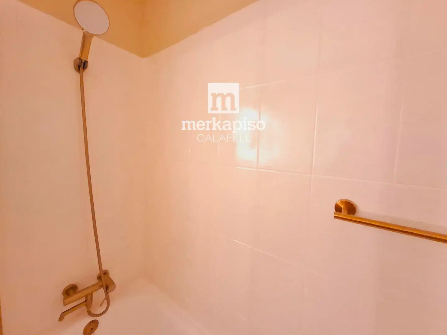Bathroom of Detached homes for sale in Calafell  with Air Conditioner, Heating and Terrace