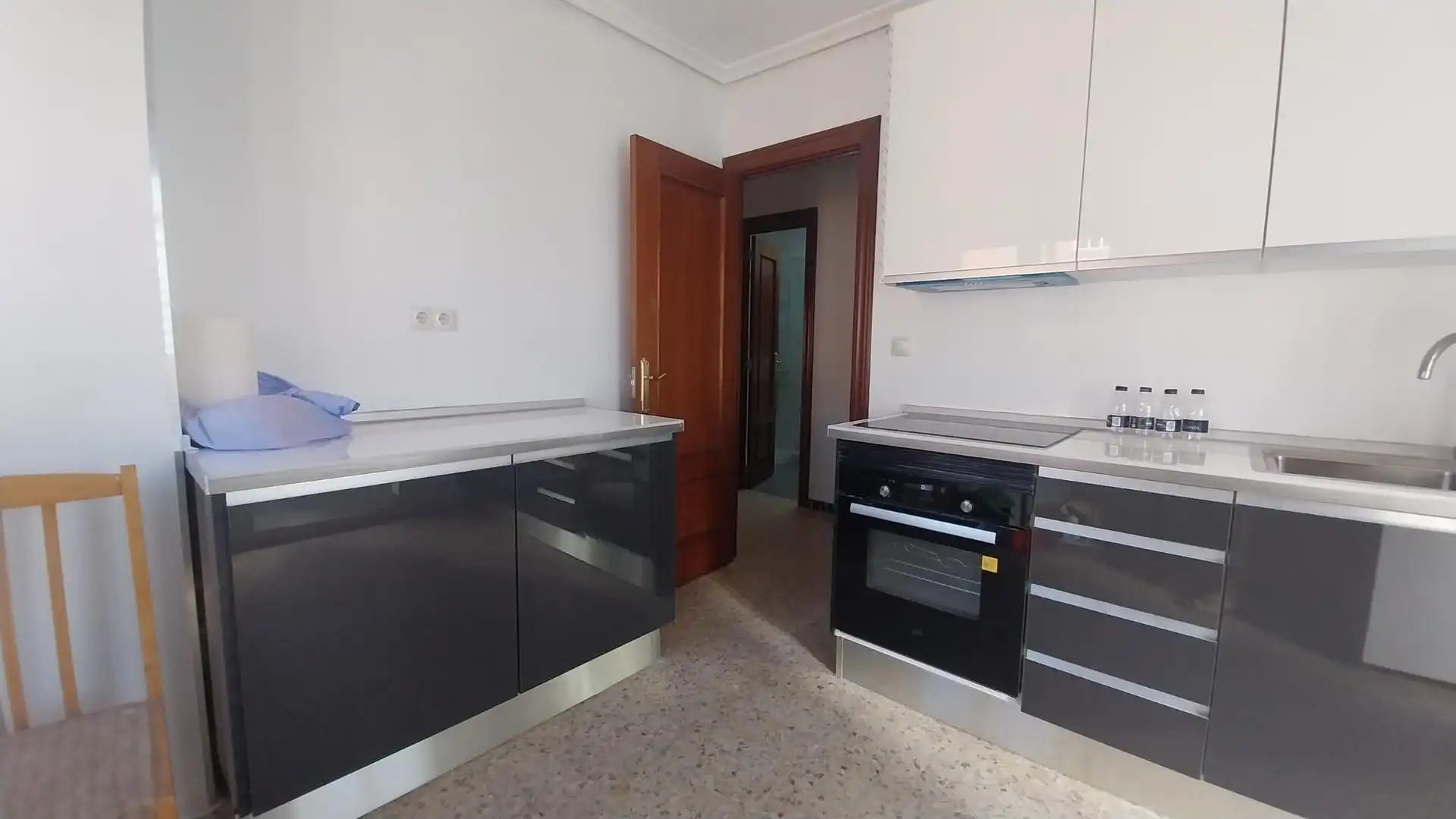 Wohnung zur Miete in Barrio España