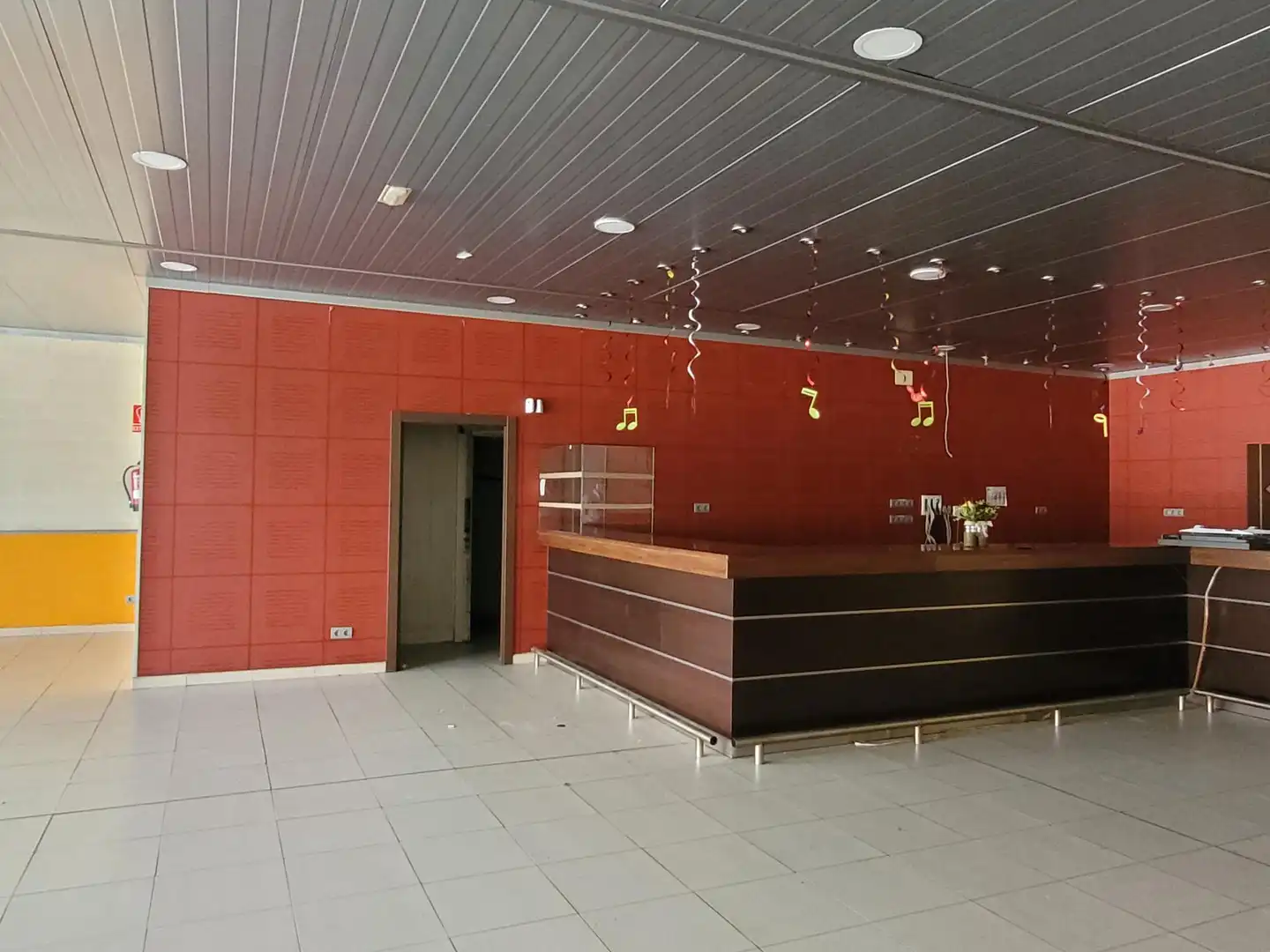 Business premises to rent in dels Països Catalans, imagen 9