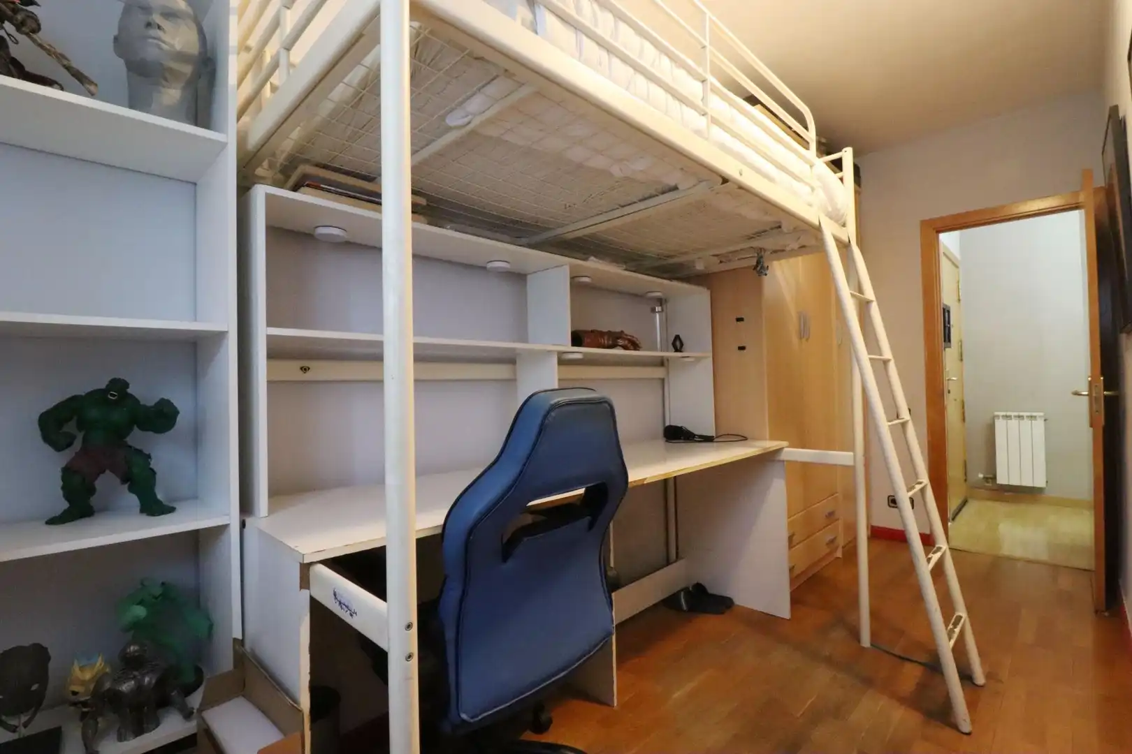 Habitación de Piso en venta en Sabadell con Calefacción, Parquet y Terraza