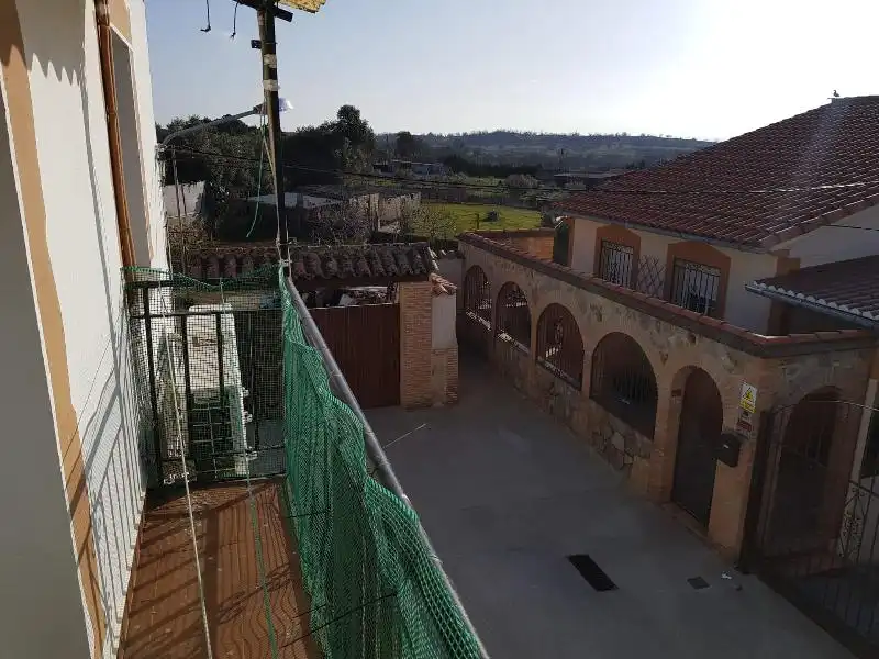 Chalet con jardín en venta en Tejeda de Tiétar, imagen 3