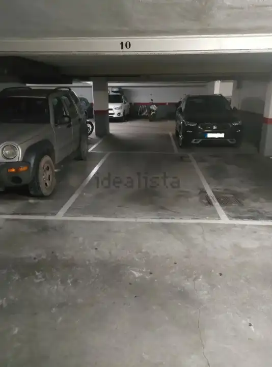 Garatge de lloguer a Calle Serafín Olave, 29, Iturrama