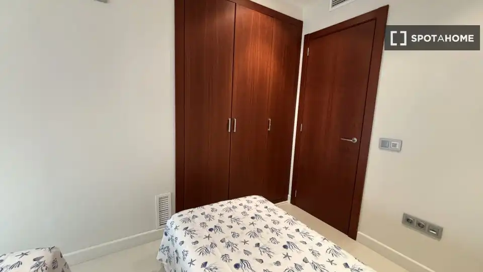 Wohnung zur Miete in Sitges mit Klimaanlage, Heizung und Möbliert