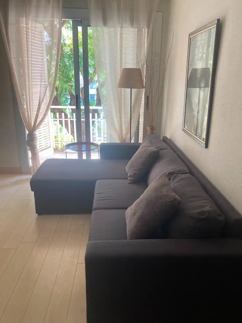 Sala de estar de Piso de alquiler en Sitges con Calefacción y Terraza